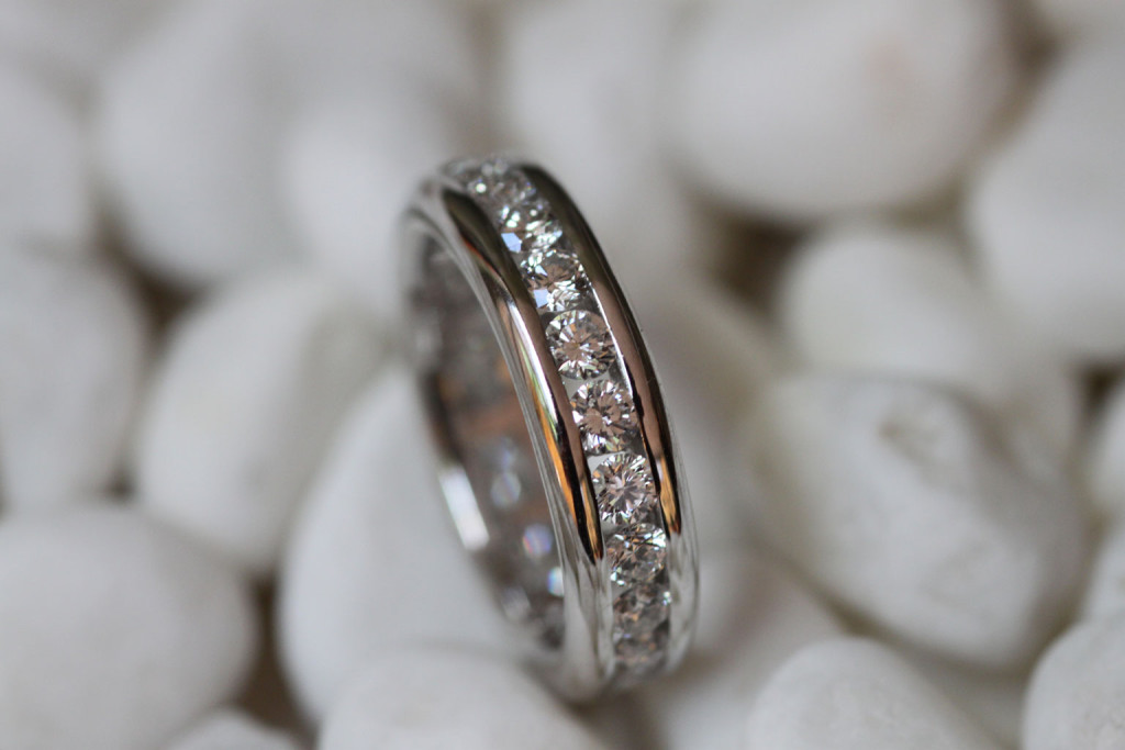 anillo-compromiso-todo-brillantes